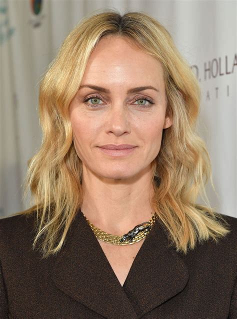 Amber Valletta